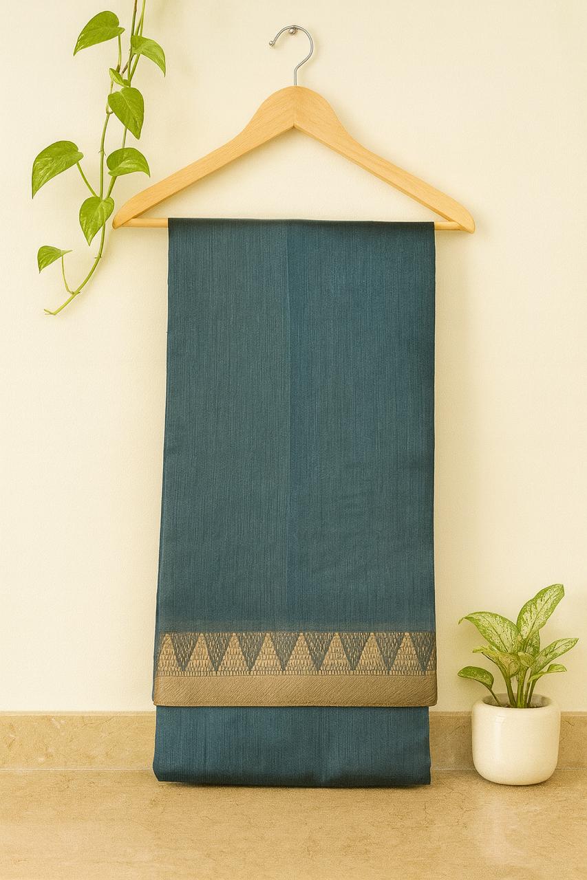 Green Assam Silk Saree with Golden Border & Lining Blouse Piece